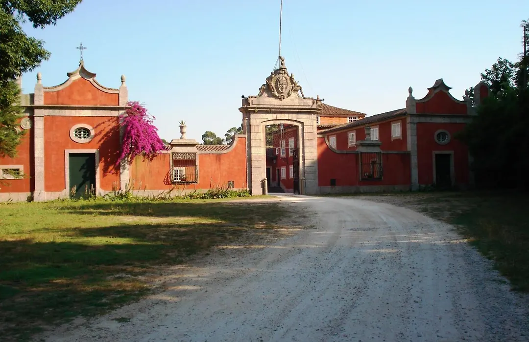 Casa De Sezim-1